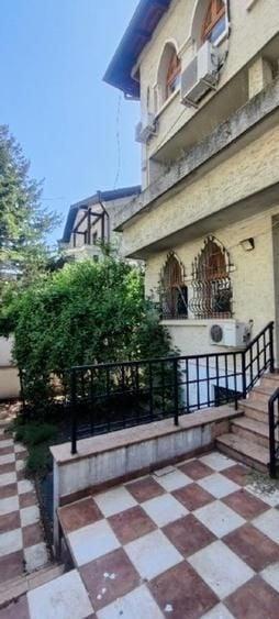 Casă individuală cu 5 camere cu Canalizare în Doamna Ghica