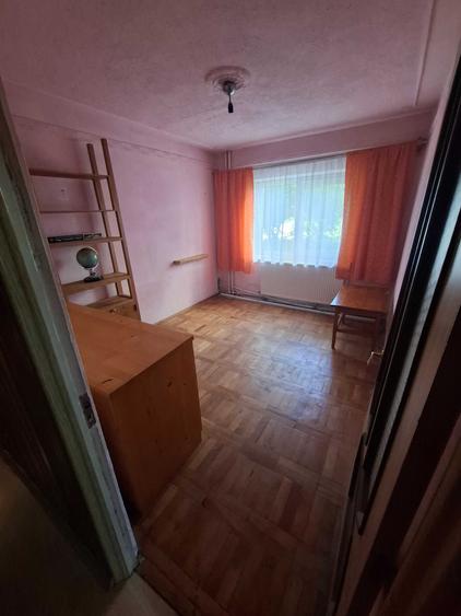 Apartament cu 3 camere decomandat în Nord