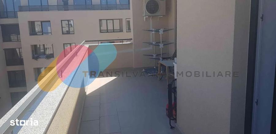 Apartament cu 3 camere semidecomandat, mobilat în Andrei Mureșanu