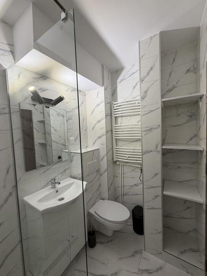 Apartament cu 2 camere decomandat în Nicolina