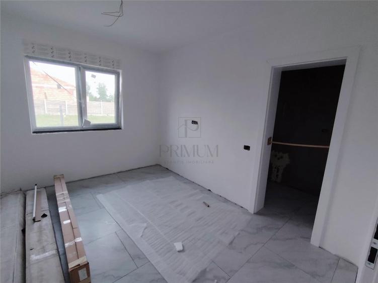 DUPLEX LA CHEIE - 3 DORMITOARE - TOATE UTILITATILE - 2