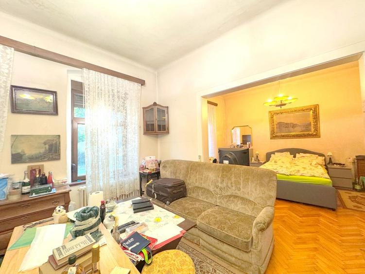 Casă individuală cu 6 camere cu Canalizare în Elisabetin