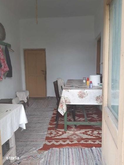 Casă cu 3 camere decomandat cu Teren 80 Mp în Fălcoiu