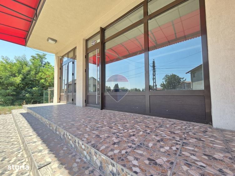 Spațiu comercial, de 50 mp, în Golești