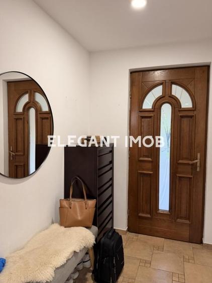 Casă individuală cu 6 camere cu Teren 600 Mp în Corbeanca