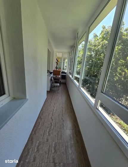 Apartament cu 2 camere semidecomandat în Berceni