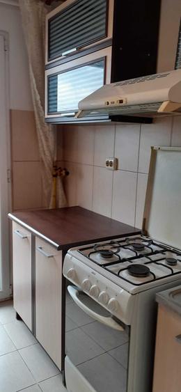 Apartament cu 3 camere decomandat în Gheorghe Doja