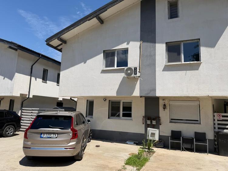 Casă individuală cu 4 camere cu Teren 330 Mp în Tunari