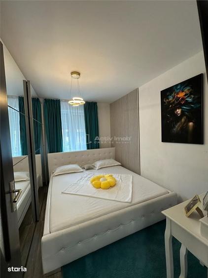 Apartament cu 3 camere decomandat în Sud