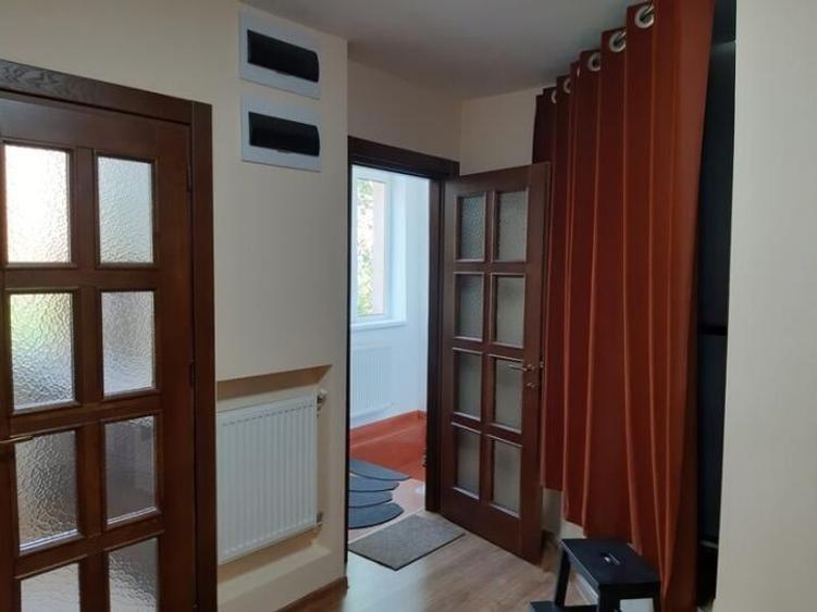 Apartament cu 3 camere decomandat, mobilat în Ultracentral