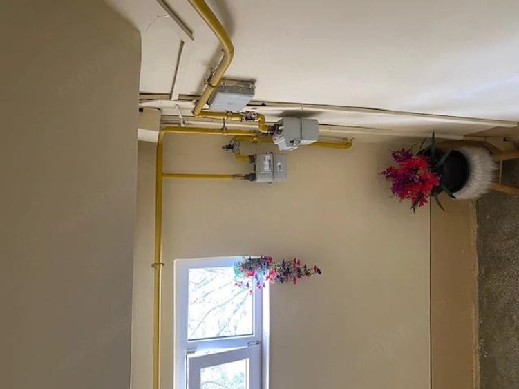 Apartament cu 3 camere decomandat, mobilat în Complex Studențesc
