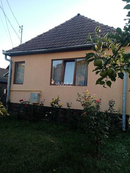 Vand casa 4 camere in Ideciu de Sus, zona centrala