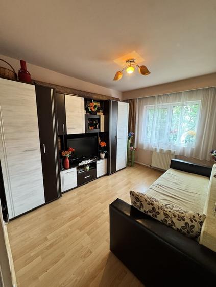 Apartament 4 camere, 80 mp, zona Central - 6