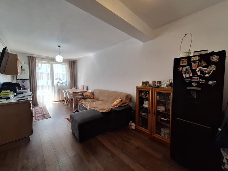 Apartament cu 2 camere semidecomandat în Florești — fotografia 2