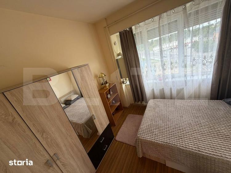 Apartament cu 3 camere decomandat în Micro 17