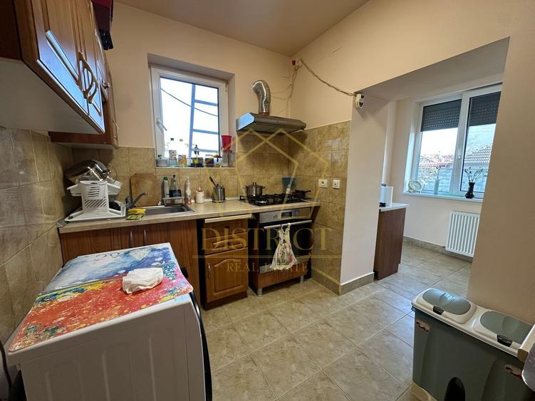 Casă individuală cu 3 camere cu Canalizare în Giroc