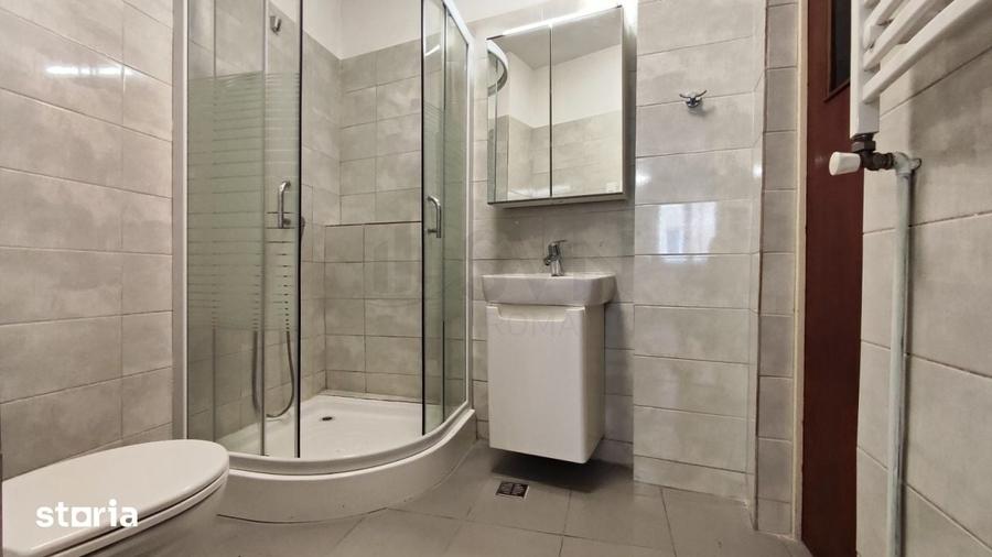 Casă cu 6 camere decomandat cu Teren 200 Mp în Decebal