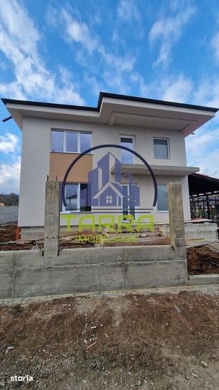 Casă cu 3 camere cu Teren 480 Mp în Cetate