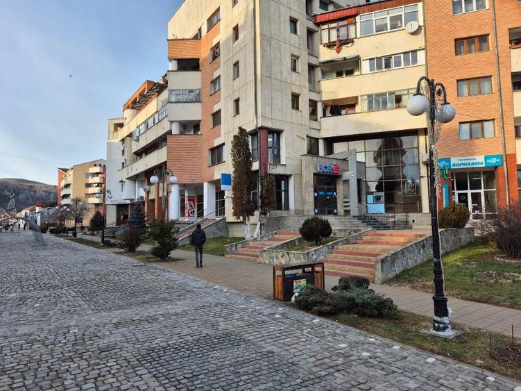 Spațiu comercial, de 69 mp, în Central
