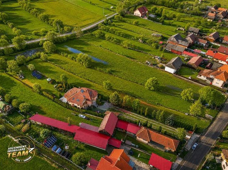 Teren agricol intravilan de 2059 mp, în Central