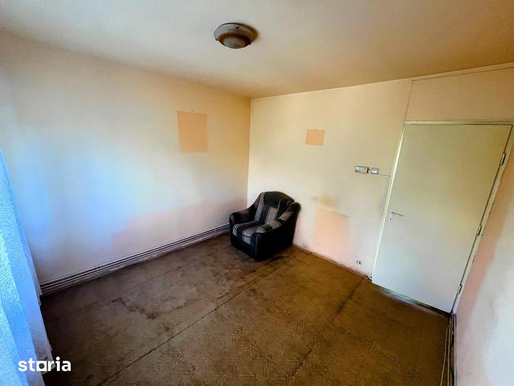Apartament cu 2 camere decomandat în Vasile Aaron