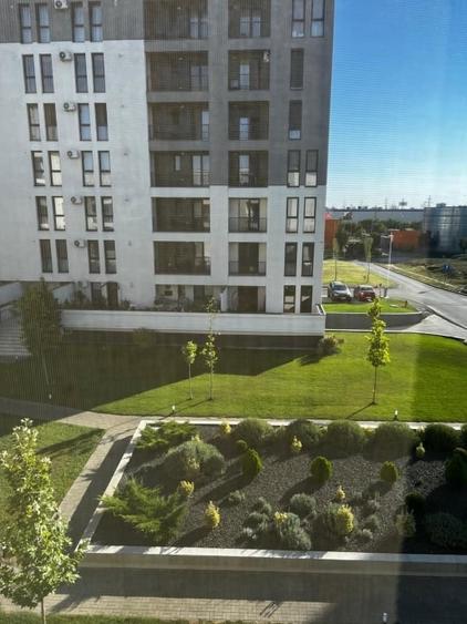 Apartament cu 3 camere decomandat, mobilat în Aradului