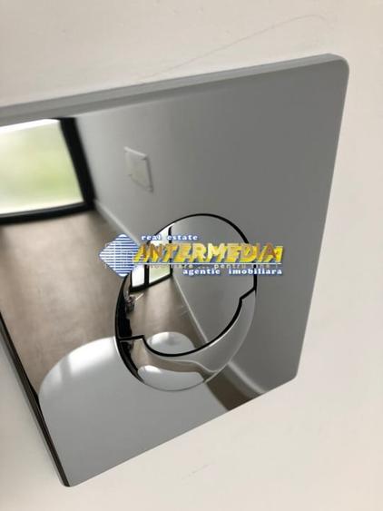 Duplex cu 4 camere cu Canalizare în Ultracentral