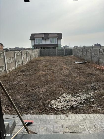 Casă cu 4 camere decomandat cu Teren 375 Mp în Moșnița Veche