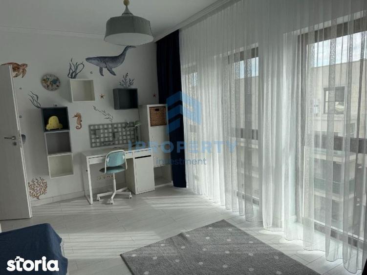 Apartament cu 3 camere în Drumul Taberei