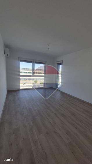 Apartament cu 3 camere decomandat în Șega