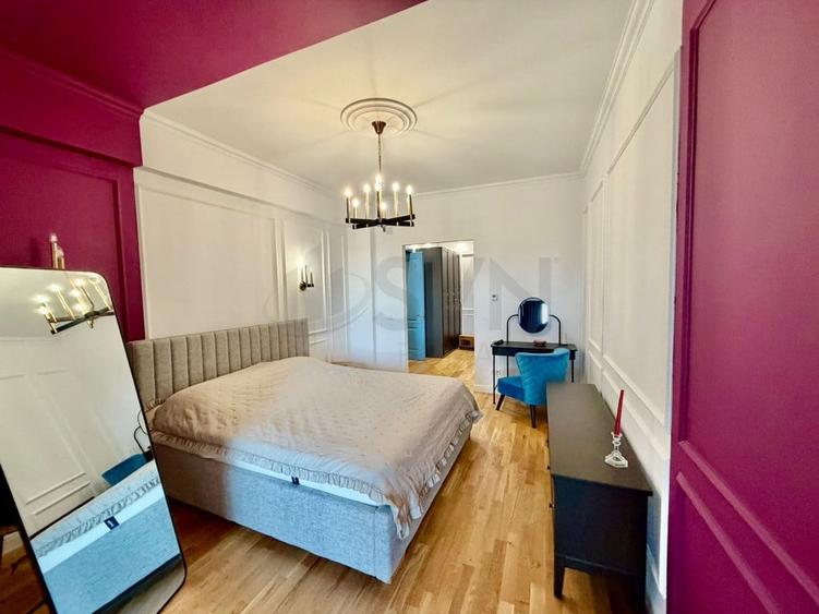 Apartament cu 4 camere decomandat în Calea Victoriei