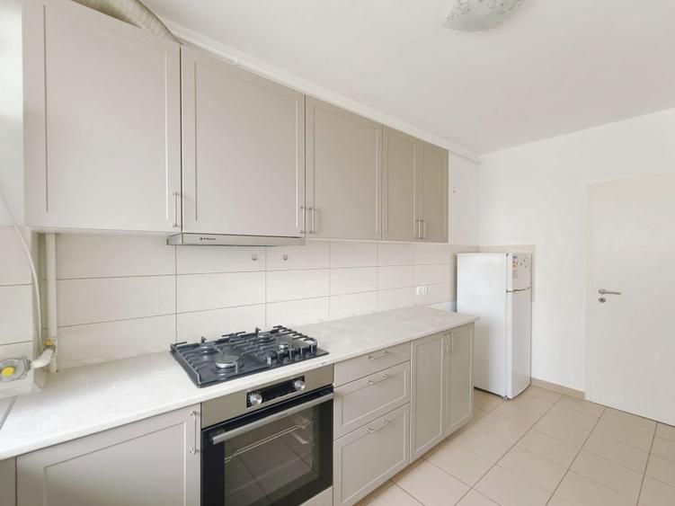 Apartament cu 2 camere decomandat în Avantgarden