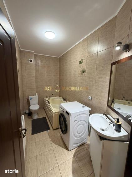 Apartament cu 4 camere, mobilat în Băneasa