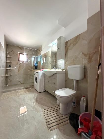Duplex cu 5 camere cu Teren 380 Mp în Chișoda