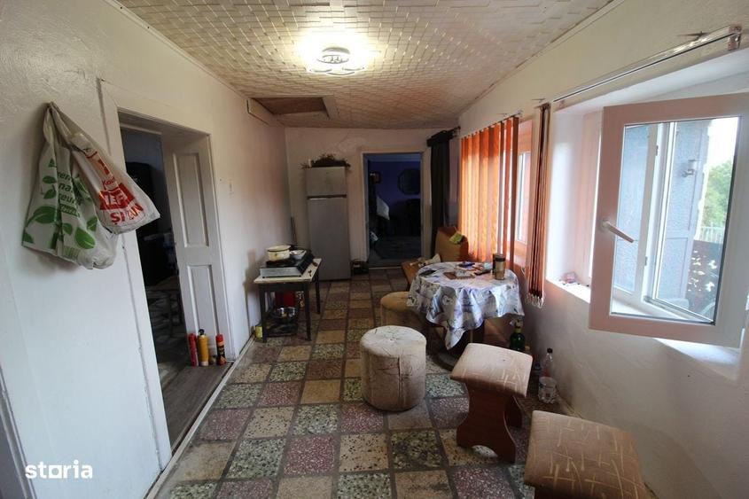 Casă cu 3 camere în Măceu