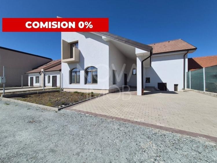 Duplex cu 5 camere cu Canalizare în Șura Mică
