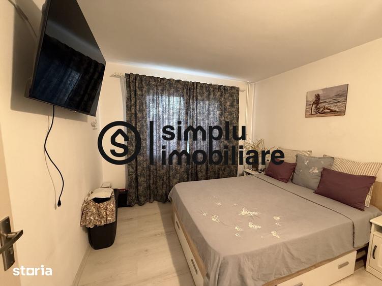 Apartament cu 3 camere semidecomandat în Rovine