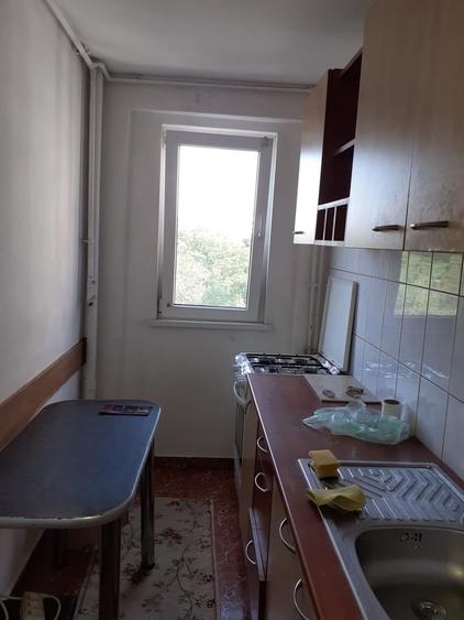 Apartament cu 2 camere decomandat în Drumul Taberei
