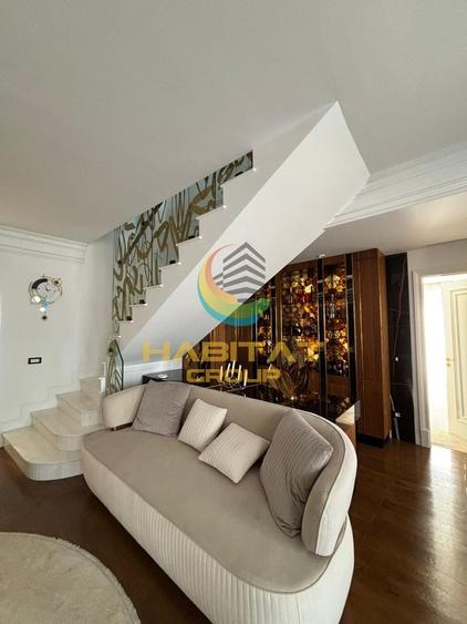 Apartament cu 6 camere decomandat, mobilat în Brâncoveanu