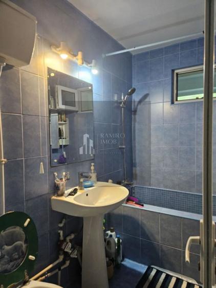 Apartament  3 camere etaj 1 decomandat Brancoveanu/2 loc parcare - 12