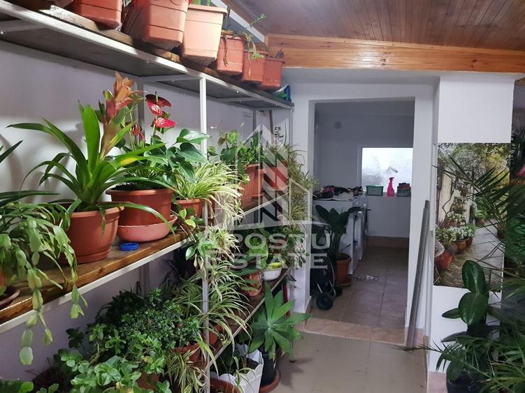 Casă individuală cu 4 camere cu Canalizare în Girocului