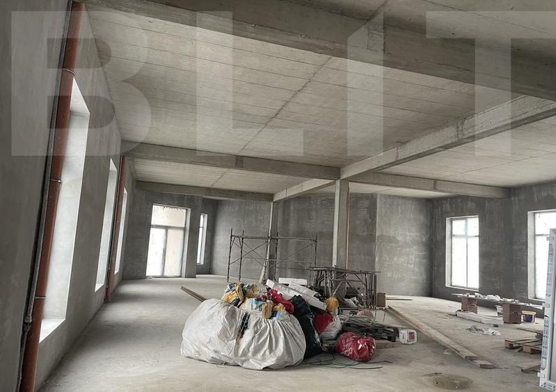 Spațiu comercial, de 500 mp, în Lugoj