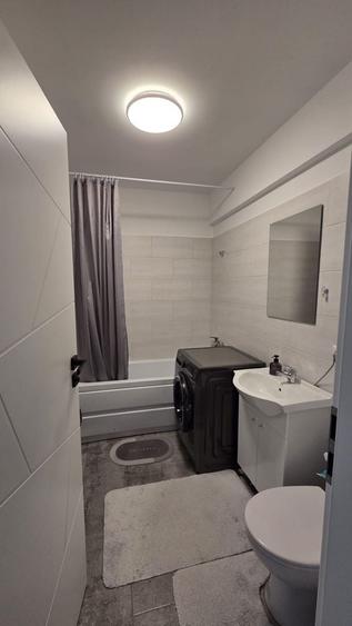 Apartament cu 2 camere decomandat în Tătărași