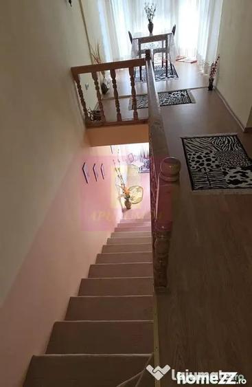 Casă cu 3 camere cu Teren 340 Mp în Poiana