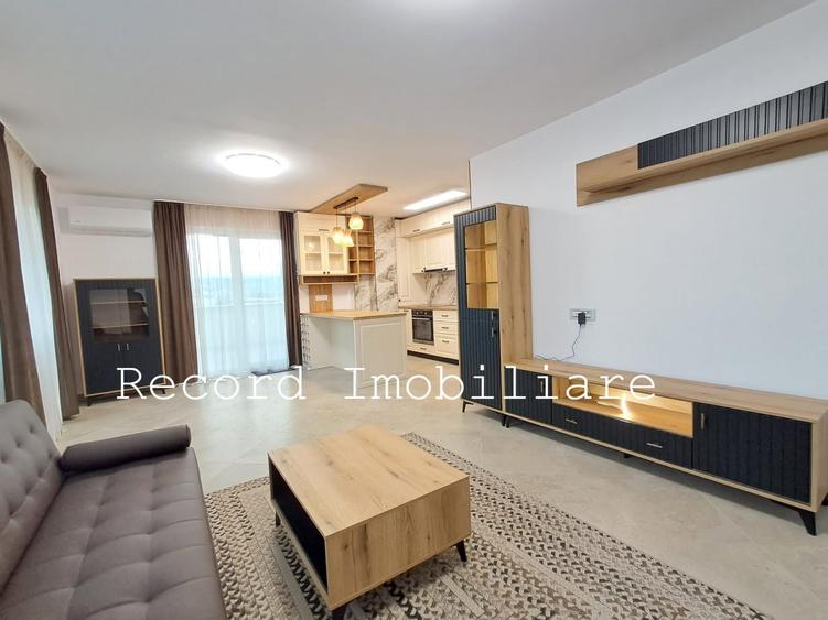 Apartament cu 4 camere semidecomandat în Mărăști