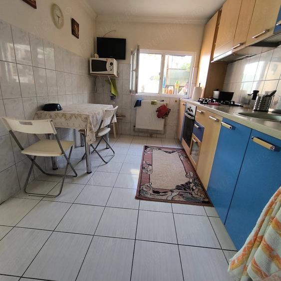 Casă cu Teren 220 Mp în 16 Februarie