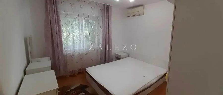 Apartament cu 2 camere decomandat, mobilat în Complex Studențesc
