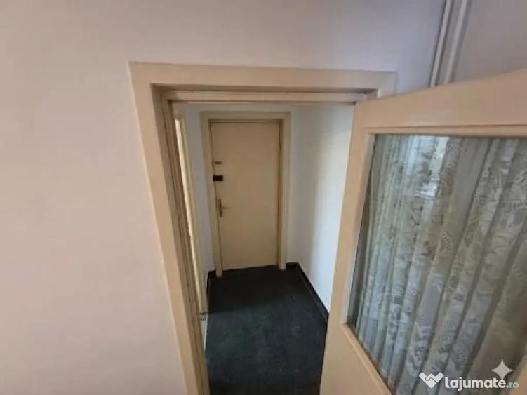 Apartament cu 2 camere decomandat în Ultracentral