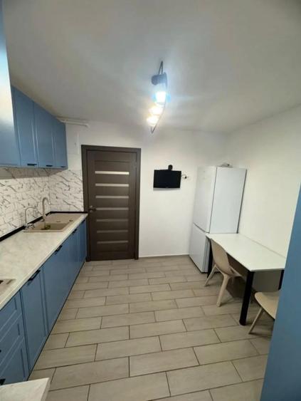 Apartament cu 2 camere decomandat, mobilat în Sebastian