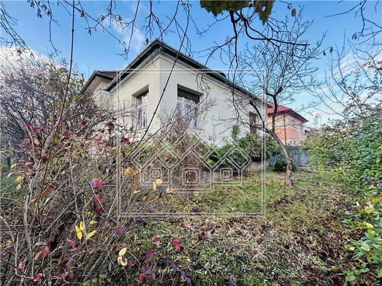 Casa individuala, teren de 900 mp utili, Zona Calea Poplacii - 8